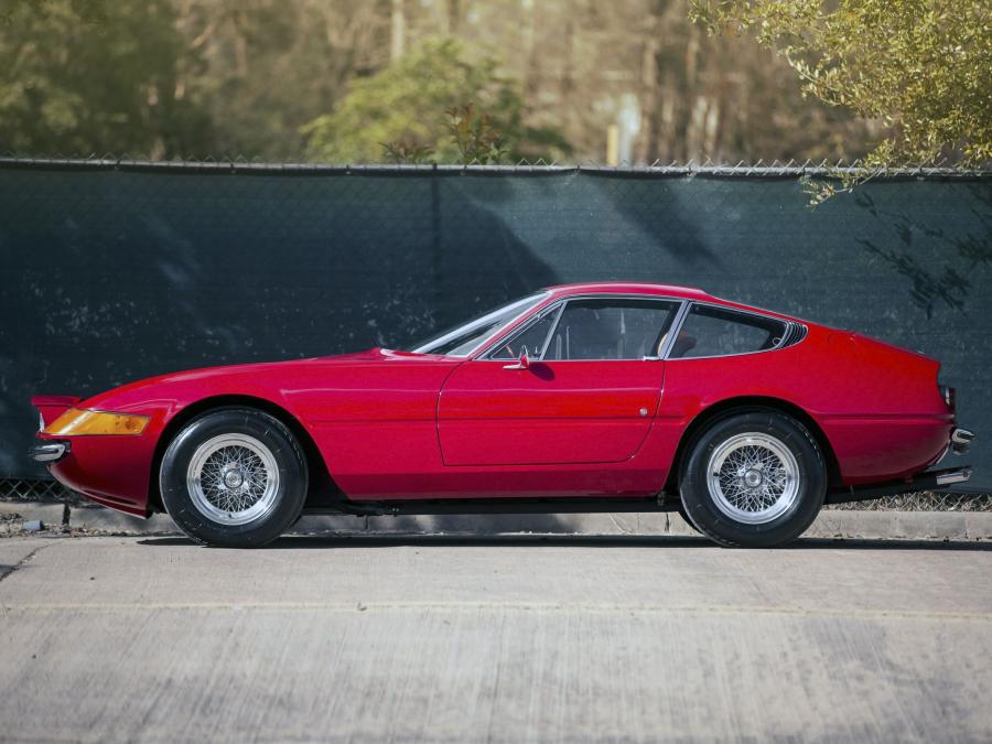  Ferrari 365 GTB/4 Daytona 1971 года  (фото 34 из 52)